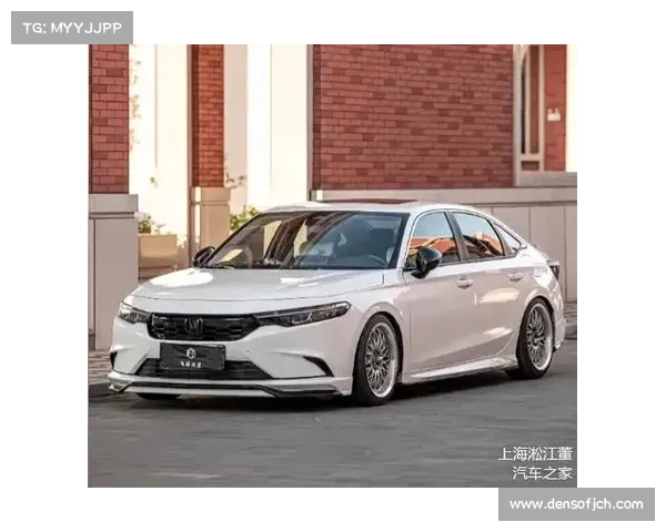 KT绞牙专属适配,982改装姿态凸显流畅跑车线条 KT绞牙专属适配,982改装姿态凸显流畅跑车线条